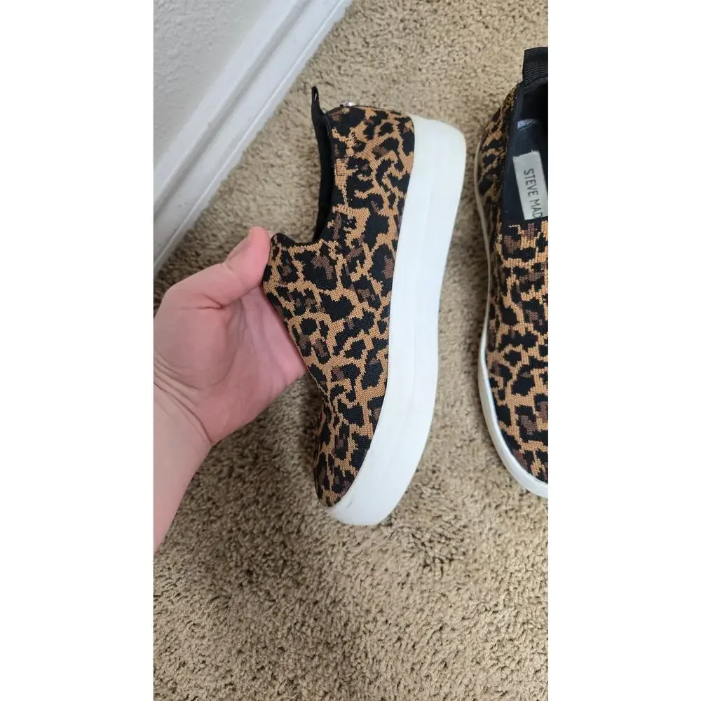STEVE MADDEN Darayl Leopard Slip On Sneakers Size 6
